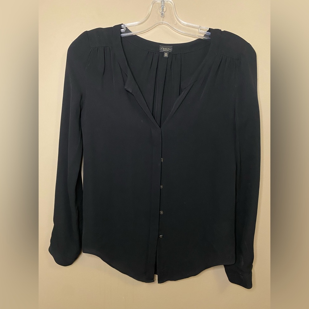 ARITZIA Babaton 100% Silk Black Long Sleeve Blouse